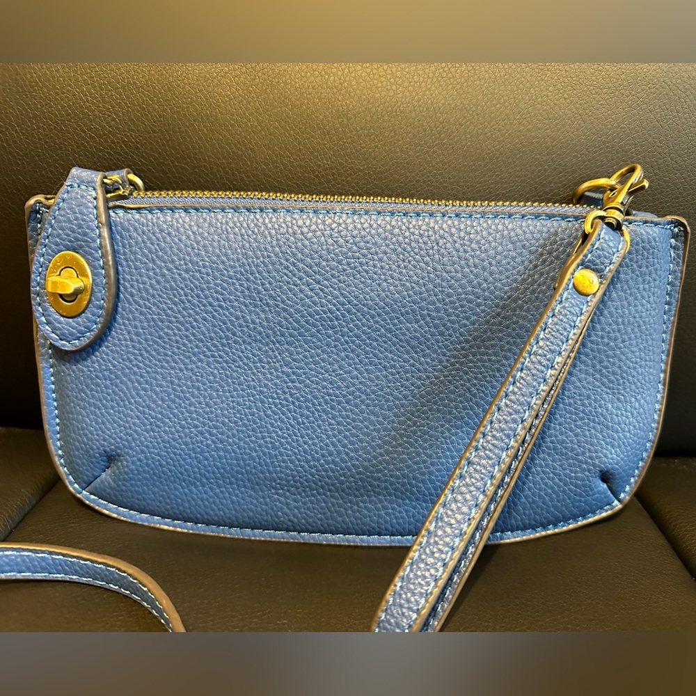 Mini Crossbody Wristlet Clutch